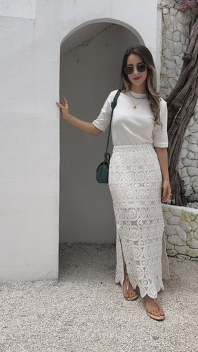 Blusa em tricot com manga curta linha basic off-white Maçã