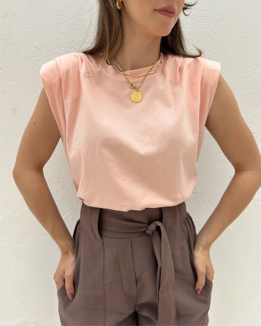 Muscle tee com ombreira laranja claro Banana