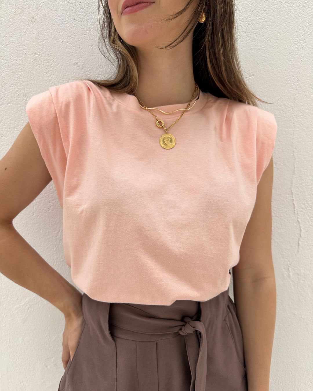 Muscle tee com ombreira laranja claro Banana