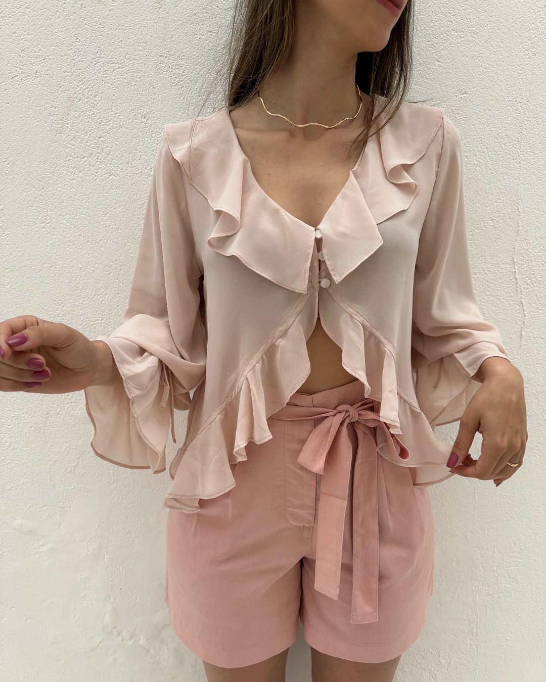 Bata Boho com Babados e Botão Rosa Tulipa