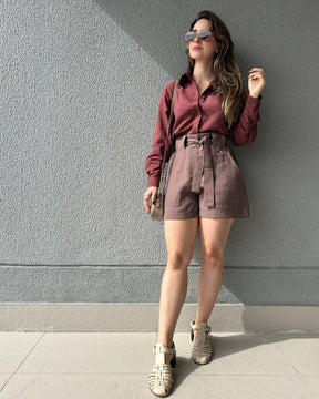 Camisa Tradicional Marrom com Bolso Frontal Jasmim