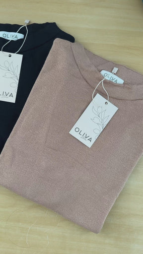 Blusa em tricot com manga curta linha basic preta Maçã