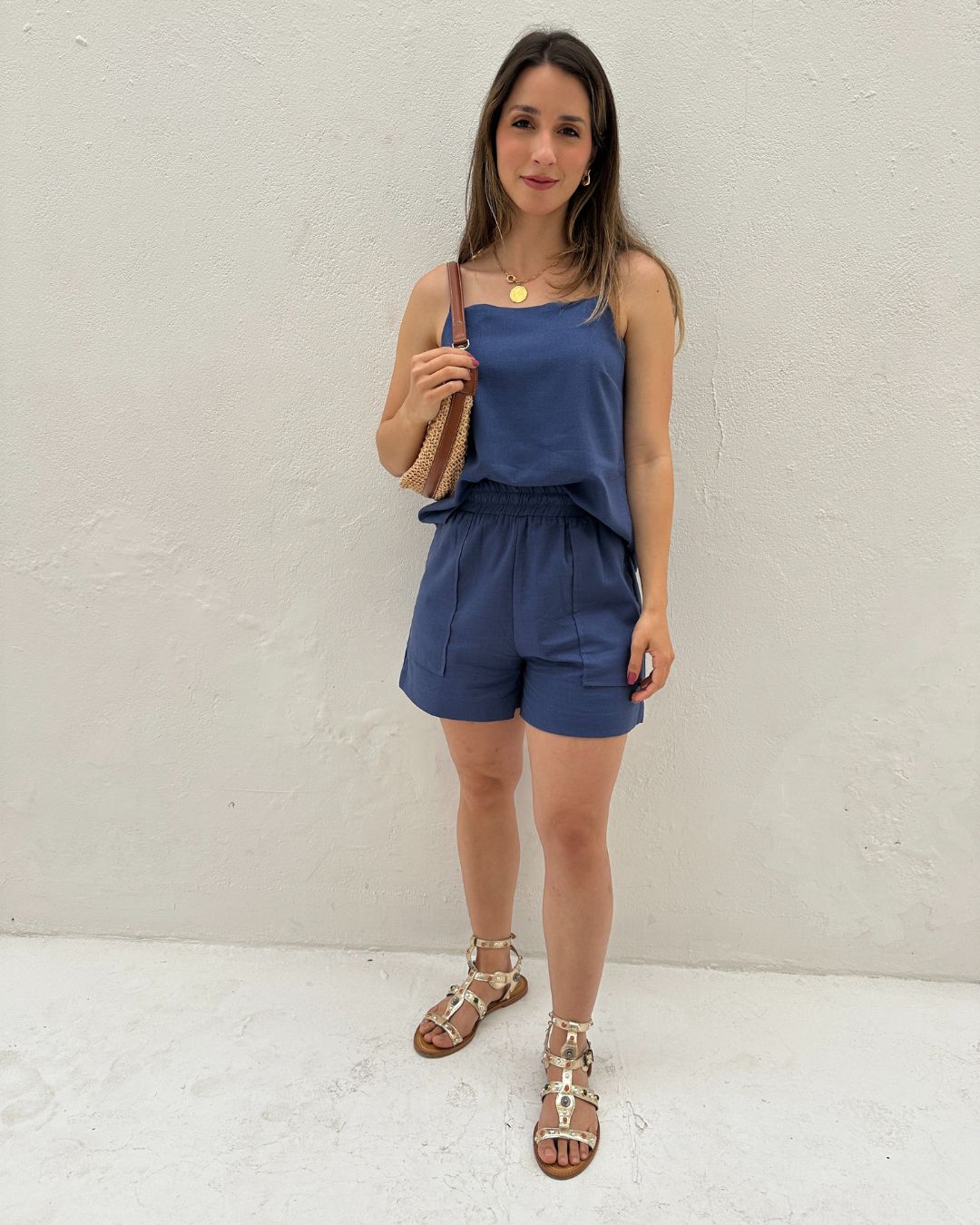 Blusa de Alça com Amarração e Detalhes em Botão Azul Cobalto Guaraná