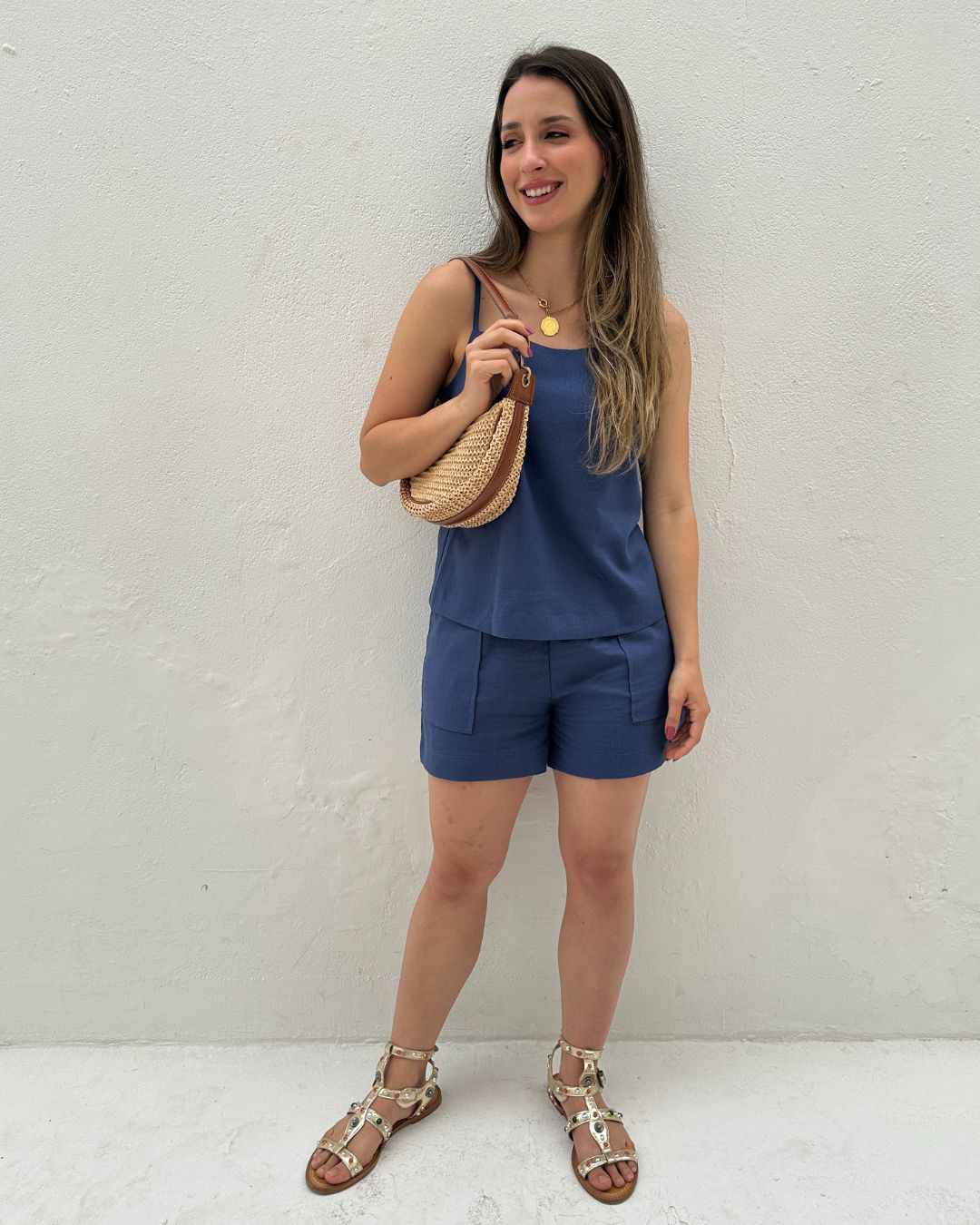 Blusa de Alça com Amarração e Detalhes em Botão Azul Cobalto Guaraná