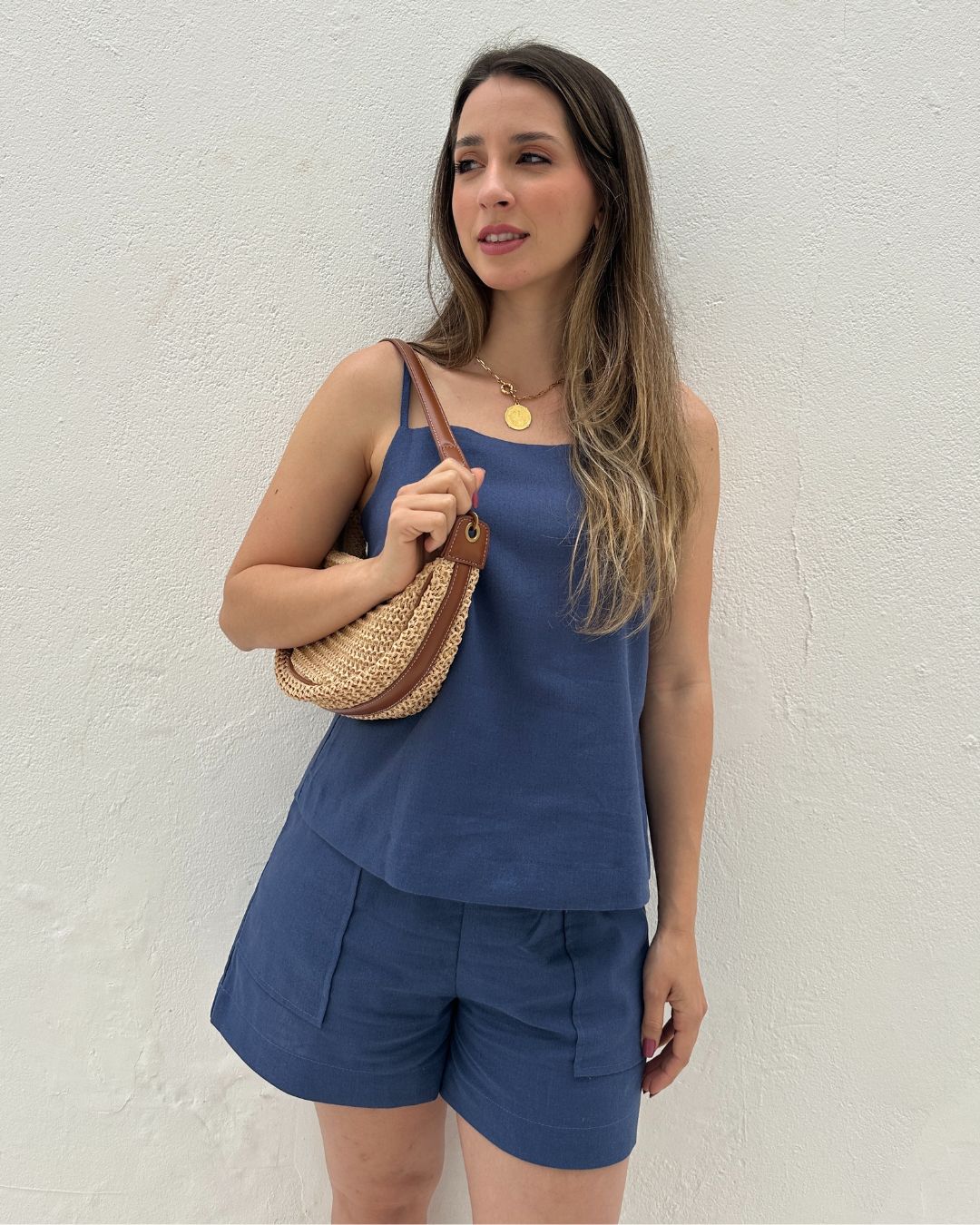 Blusa de Alça com Amarração e Detalhes em Botão Azul Cobalto Guaraná